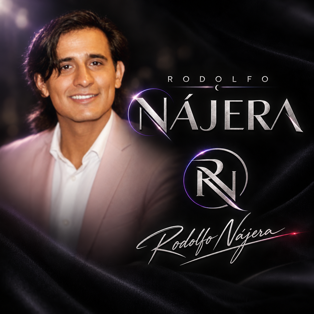 Rodolfo Nájera junto a su marca artística